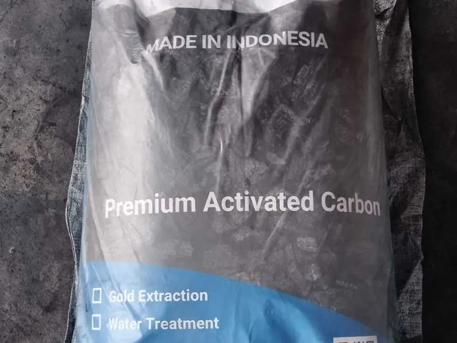 25 kg sack of PT Mega Karbon Nusantara premium activated carbon, marked for gold extraction and water treatment
